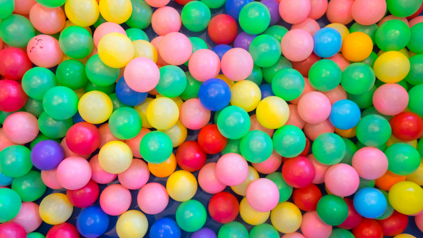10,000 Pack of Orakel Plastic Ball Pit Balls